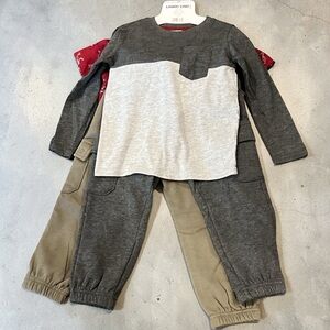 Lands' End Kids Two-Tone Gray & Light Gray & burgundy Sweatshirt Set 3T.